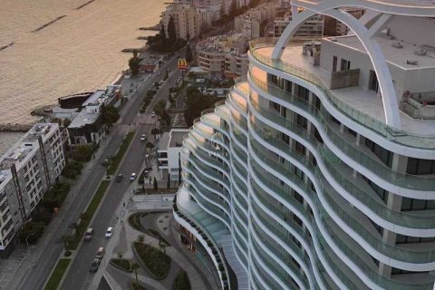 3 bedrooms Penthouse in Germasogeia, Cyprus No. 77374 1