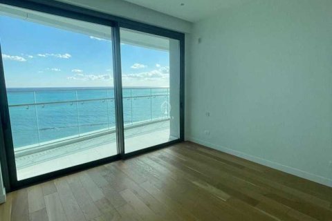 3 bedrooms Penthouse in Germasogeia, Cyprus No. 77374 13