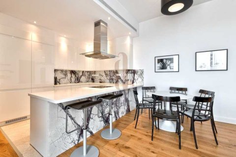 2 bedrooms Apartment in Limassol, Cyprus No. 77378 2