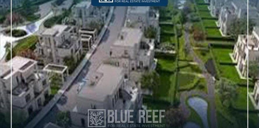 4 bedrooms Villa in Sheikh Zayed Compounds, Egypt No. 38375