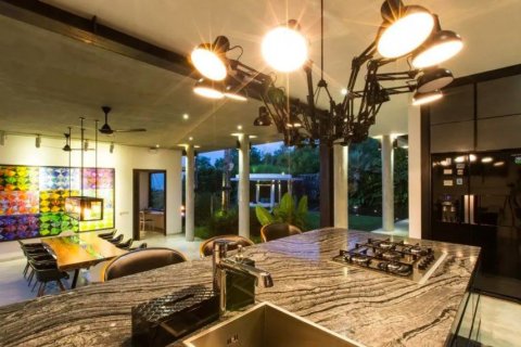 4 bedrooms Villa in Ungasan, Indonesia No. 22878 8