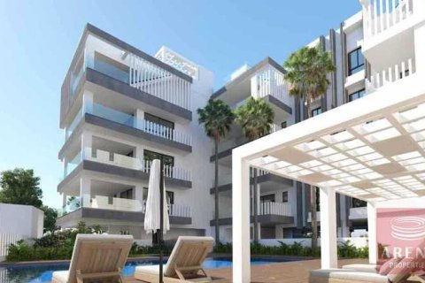 3 bedrooms Apartment in Larnaca, Cyprus No. 33120 3