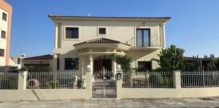 4 dormitorios House en Larnaca, Cyprus No. 40249