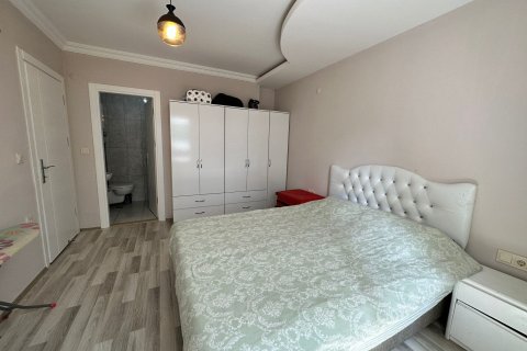 2+1 Apartment in Mahmutlar, Turkey No. 13962 9