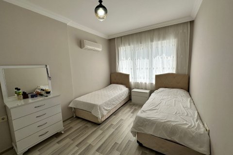 2+1 Apartment in Mahmutlar, Turkey No. 13962 15