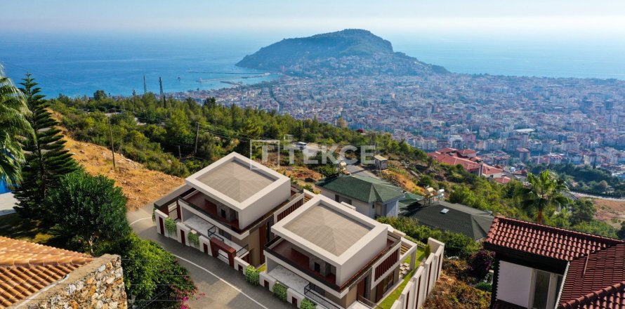 6+1 Villa en Alanya, Turkey No. 12332