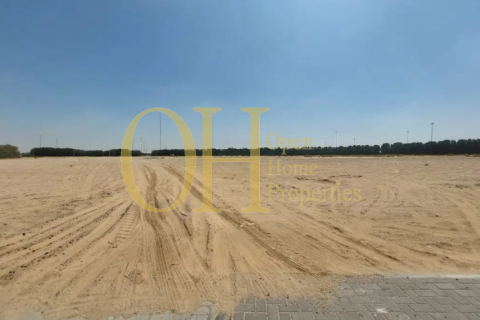 2577.1m² Land in Mohamed Bin Zayed City, UAE No. 8475 1