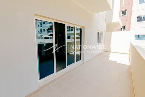 3 dormitorios Apartment en Al Reef, UAE No. 3843 2