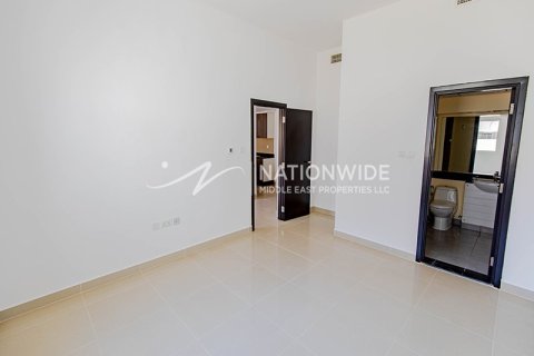 3 dormitorios Apartment en Al Reef, UAE No. 3843 11