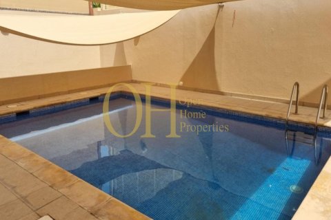 5 dormitorios Villa en Al Raha Golf Gardens, UAE No. 23606 1