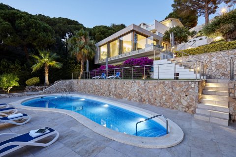 6 dormitorios House en Lloret de Mar, Spain No. 27437 2