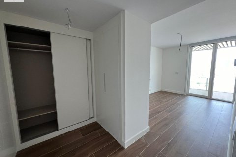 1 bedroom Apartment in Valencia, Spain No. 27479 26