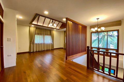 4 bedrooms House in Chiang Mai, Thailand No. 2544 18