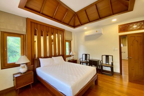 4 bedrooms House in Chiang Mai, Thailand No. 2544 23