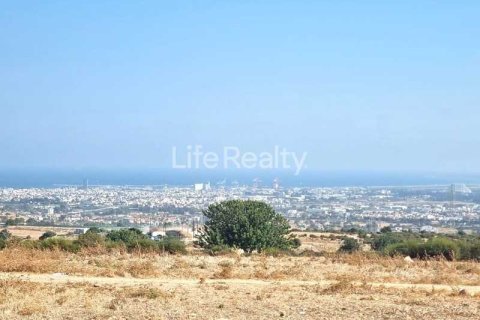 41807m² Land en Kato Polemidia, Cyprus No. 75306 2