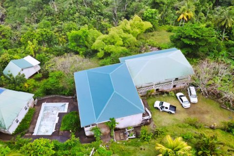 10 bedrooms Commercial property in Saint David, Dominica No. 66289 4