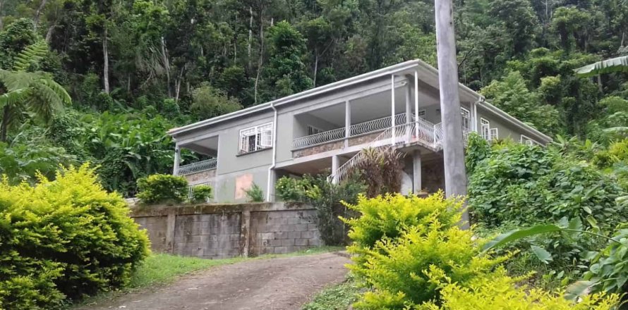 3 bedrooms Castles in Riviere Cyrique, Dominica No. 66288