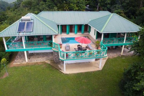 3 bedrooms Villa in Eggleston, Dominica No. 66290 2