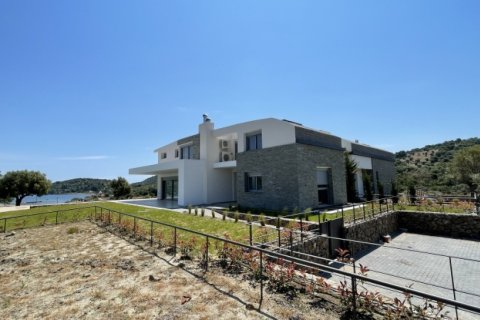 5 bedrooms Villa in Central Macedonia, Greece No. 52397 9