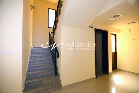 2 bedrooms Villa in Hydra Village, UAE No. 3298 8