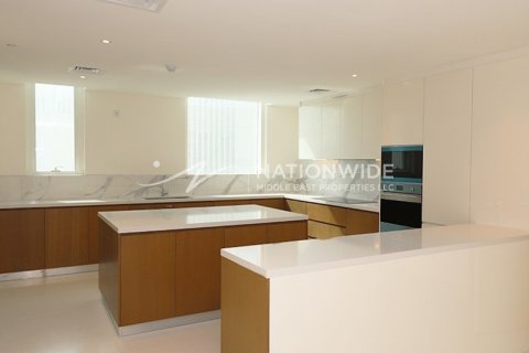 4 bedrooms Apartment on the Saadiyat Island, UAE No. 4039 7