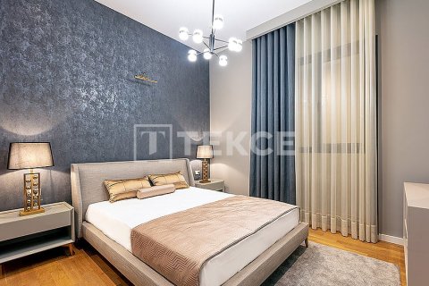 3+1 Apartment in Izmir, Turkey No. 17663 7