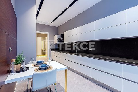 5+1 Apartment in Izmir, Turkey No. 17664 21