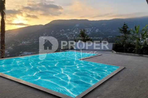 8 rooms Villa in Alanya, Turkey No. 14190 2