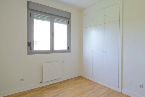 3 chambres Appartement à Madrid, Spain No. 26956 9