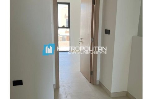 2 bedrooms Townhouse in Al Salam Street, UAE No. 4742 10