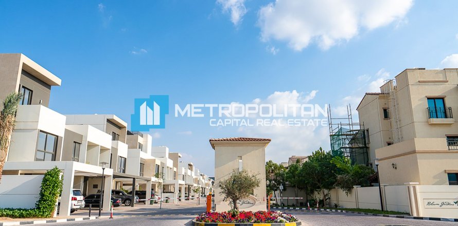 2 bedrooms Townhouse in Al Salam Street, UAE No. 4742