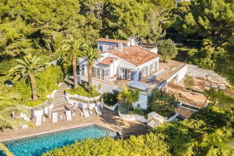 7 bedrooms Villa in Cannes, France No. 69134 11