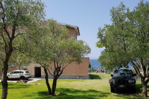 7 bedrooms Villa in Chalkidiki, Greece No. 58448 4