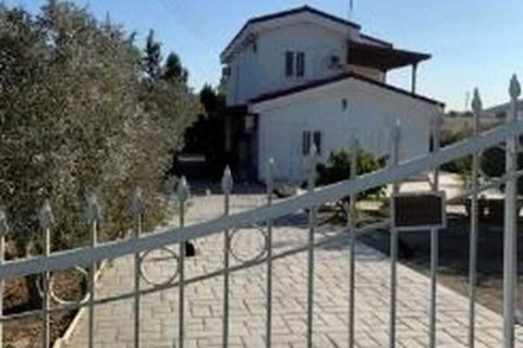 3 bedrooms Villa in Moni, Cyprus No. 62789 1