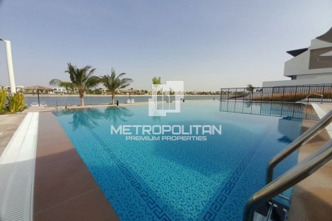 4 bedrooms Villa in Mina Al Arab, UAE No. 7832 21