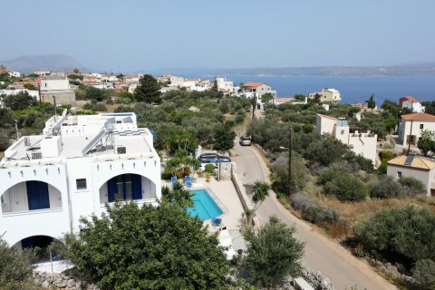 2 bedrooms Apartment in Chania, Greece No. 46486 3