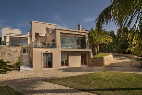 3 bedrooms Villa in Chania, Greece No. 24059 2