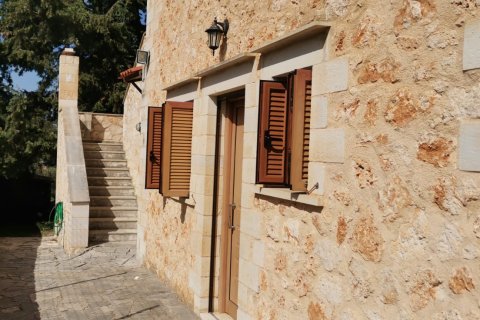 3 bedrooms House in Chania, Greece No. 23956 11