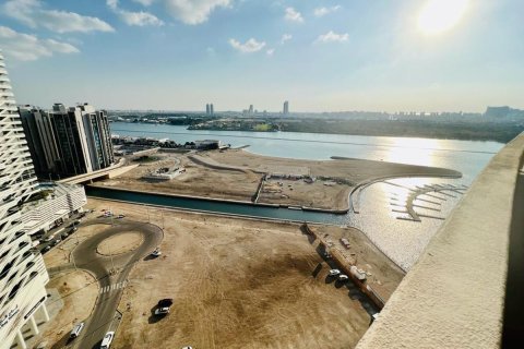 2 bedrooms Apartment in Al Reem Island, UAE No. 5989 1