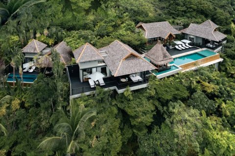 4 bedrooms Villa in Ko Samui, Thailand No. 1068 1