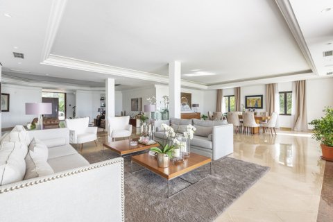 7 dormitorios Villa en Marbella, Spain No. 27499 2