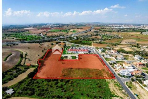 22061m² Land en Ormideia, Cyprus No. 64676 1