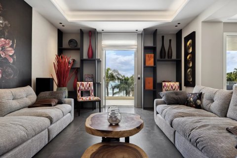 4 dormitorios Apartment en Cannes, France No. 67994 28