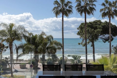 4 dormitorios Apartment en Cannes, France No. 67994 26