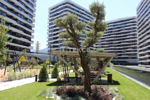 4+1 Apartment in Bursa, Turkey No. 22032 16