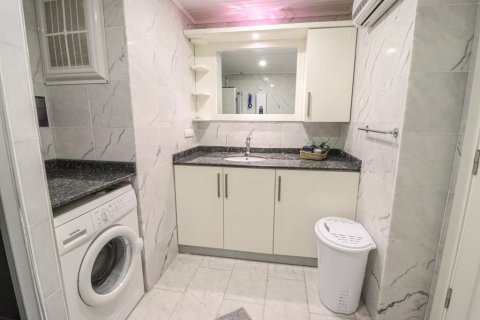 4 rooms Appartement à Tosmur, Turkey No. 22035 22