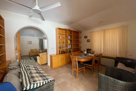 5 dormitorios Villa en Paphos, Cyprus No. 37523 11