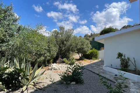 5 dormitorios Villa en Paphos, Cyprus No. 37523 3