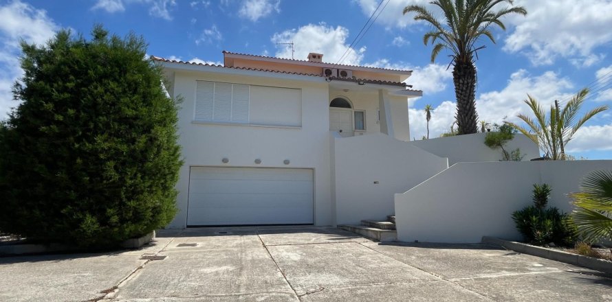 5 dormitorios Villa en Paphos, Cyprus No. 37523