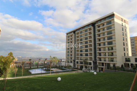 2+1 Apartment en Esenyurt, Turkey No. 11205 8